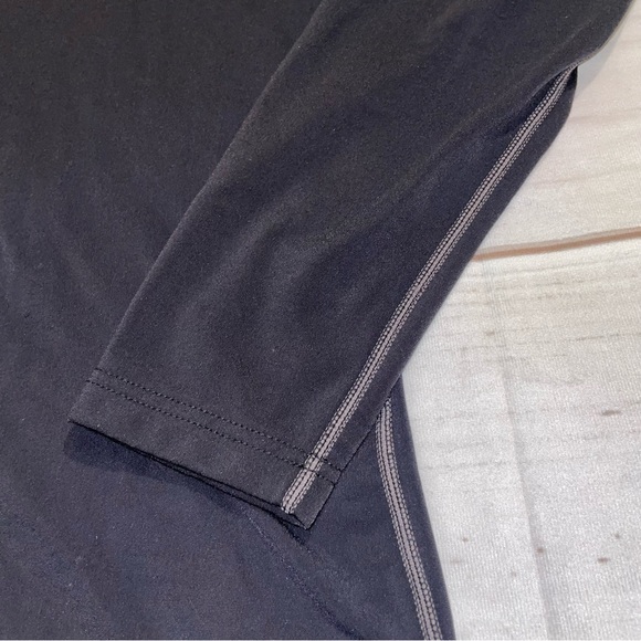 Hot Chillys Women’s Fleece-Lined Base Layer Quarter Zip Top size Med - Picture 2 of 6